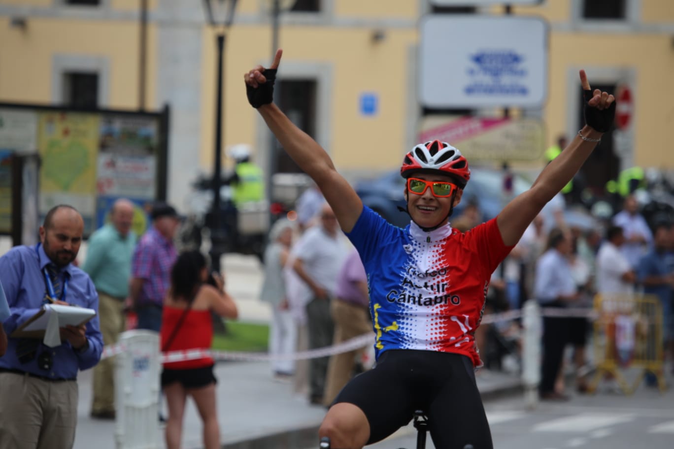 Gutiérrez vence en Pravia